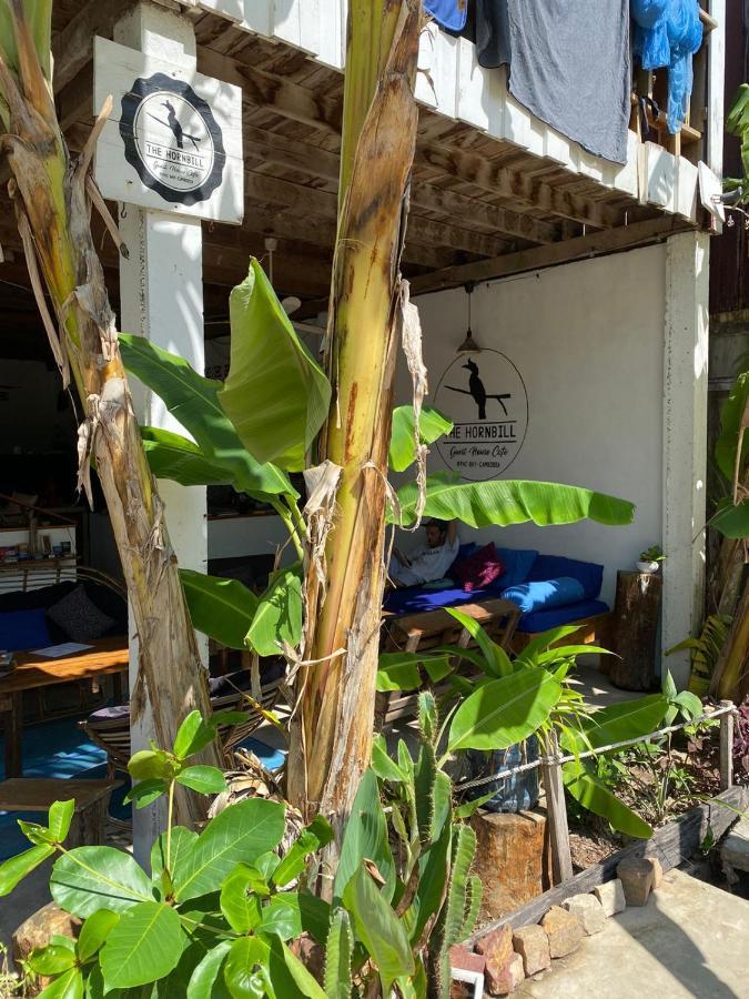 The Hornbill Hostel เกาะรงสำลน ภายนอก รูปภาพ